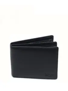 Zoom Shoes Men Textured Leather Two Fold Wallet