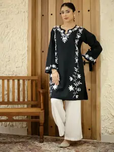 HOUSE OF KARI Falak Kashmiri Embroidered Flared Sleeves Thread Work Cotton Straight Kurta
