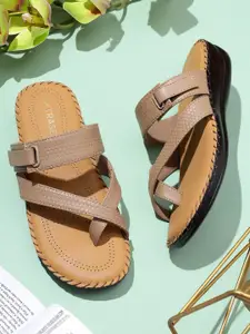 TRASE Women Textured One Toe Flats