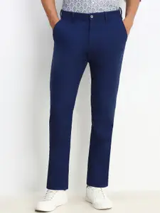 Allen Solly Men Regular Fit Solid Casual Trousers