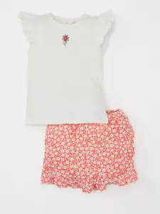 DeFacto Girls Self Design Top With Shorts