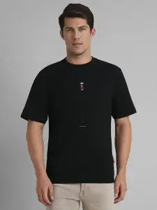 SIMON CARTER LONDON Men Typography Printed Round Neck Cotton T-Shirt