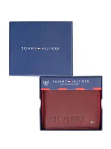 Tommy Hilfiger Men Leather Two Fold Wallet