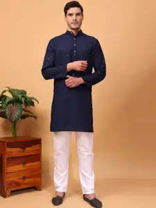 Hangup Geometric Embroidered Sequinned Mandarin Collar Straight Kurta with Pyjamas