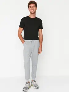Trendyol Men Mid Rise Joggers