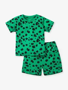 StyleCast Boys Green & Black Printed Cotton T-shirt With Shorts