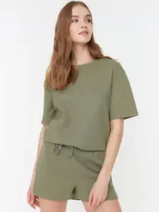Trendyol Round Neck T-Shirt With Shorts Co-Ords