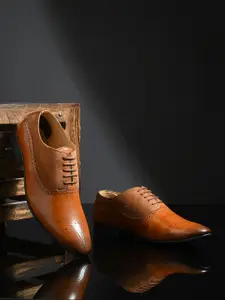 House of Pataudi Men Textured Formal Brogues