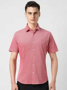 Van Heusen Sport Men Spread Collar Solid Cotton Slim Fit Casual Shirt