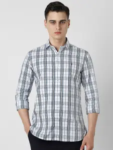 Van Heusen Sport Men Spread Collar Tartan Checked Slim Fit Casual Shirt