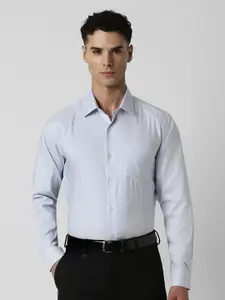 Van Heusen Men Spread Collar Striped Cotton Formal Shirt