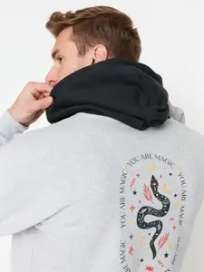 Trendyol Men Graphic Printed Hooded Sweatshirt