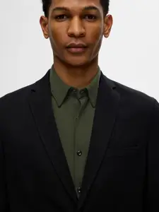 SELECTED Men Spread Collar Solid Cotton Slim Fit Casual Shirt