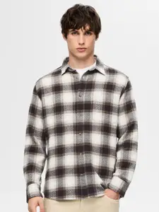 SELECTED Men Spread Collar Checked Cotton Casual Shirt