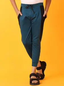 V-Mart Boys Mid Rise Joggers