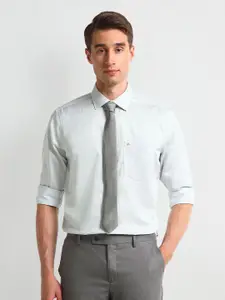 Arrow Men Opaque Formal Shirt