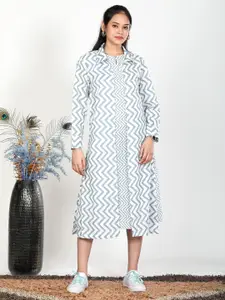 Llajja Women Printed Shrug