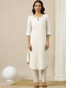 AURELIA Women Embroidered Keyhole Neck Gotta Patti Kurta