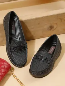 VALIOSAA Women Textured Round Toe Slip-On Loafers