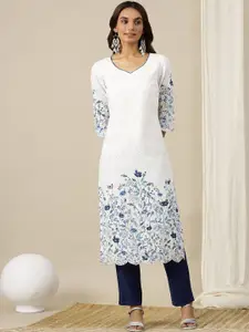 AURELIA Women Floral Sequinned Kurta