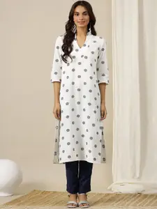 AURELIA Women Geometric Embroidered Thread Work Kurta