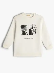 Koton Boys Graphic Printed Sweatshirt