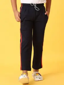 V-Mart Boys Mid Rise Track Pants
