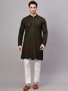 Yugnik Men Embroidered Regular Kurta with Pyjamas