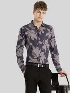 Snitch Men Smart Slim Fit Opaque Printed Casual Shirt