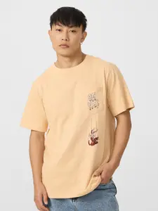 The Souled Store Men Looney Tunes Printed T-shirt