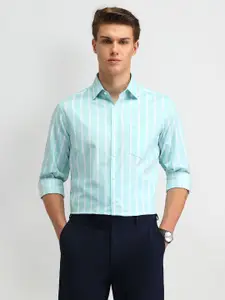 Arrow Men Slim Fit Opaque Striped Casual Shirt
