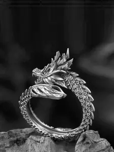 The Roadster Lifestyle Co Dragon Motif Bold Finger Ring