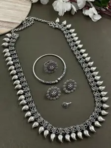 NAMAN ARTS Aadhya Silver-Plated Oxidised Necklace Jewellery Set