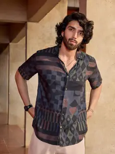 WROGN Men Comfort Opaque Printed Casual Shirt