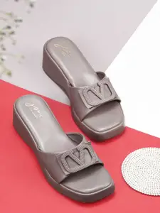 JM Looks Wedge Sandals