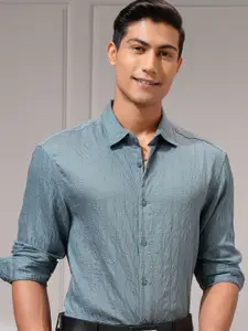 HIGHLANDER Men Jacquard Textured Cotton Relaxed Fit Casual Shirt