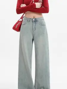 LULU & SKY Women Heavy Fade Straight Fit  Jeans