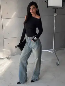 MIAKEE Extended Sleeves Top