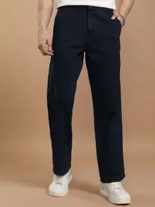 HIGHLANDER Men Straight Fit Cargos Trousers