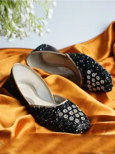 JM Looks Women Ethnic Embellished Mojaris