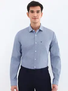 Allen Solly Men Spread Collar Geometric Printed Cotton Slim Fit Formal Shirt