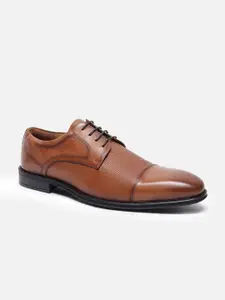 Van Heusen Men  Leather Formal Derbys