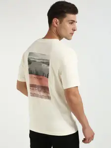 Calvin Klein Jeans Men Graphic Printed Round Neck Cotton T-shirt