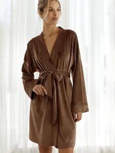 LULU & SKY Women Solid Waist Tie Robe