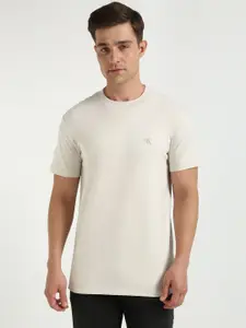 Calvin Klein Jeans Men Solid Round Neck Cotton T-shirt