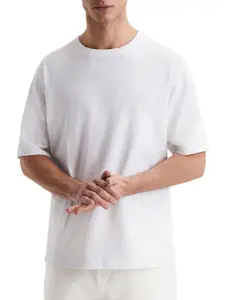 London Hills Men Self Design Round Neck Oversized T-shirt