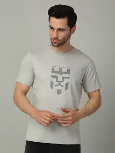 LOUIS STITCH Men Graphic Printed Round Neck Cotton T-shirt