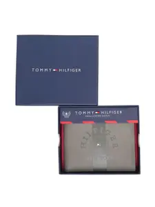 Tommy Hilfiger Men Typography Leather Two Fold Wallet