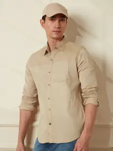 WROGN Men Comfort Spread Collar Solid Cotton Casual Shirt