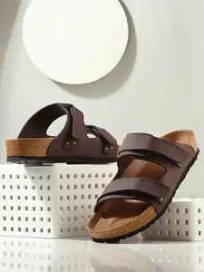 UNDERROUTE Men Comfort Sandals